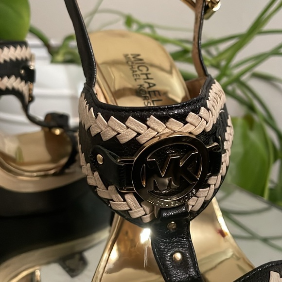 Michael Kors Wedges - Picture 2 of 5